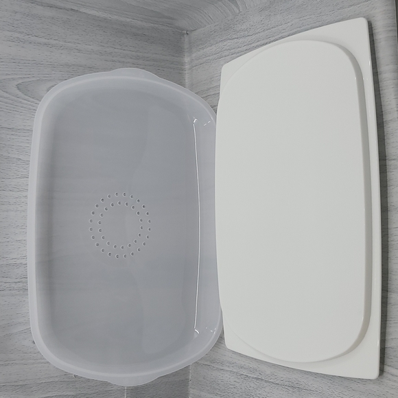 Tupperware CheeSmart Low Rectangular  New - Picture 2 of 6